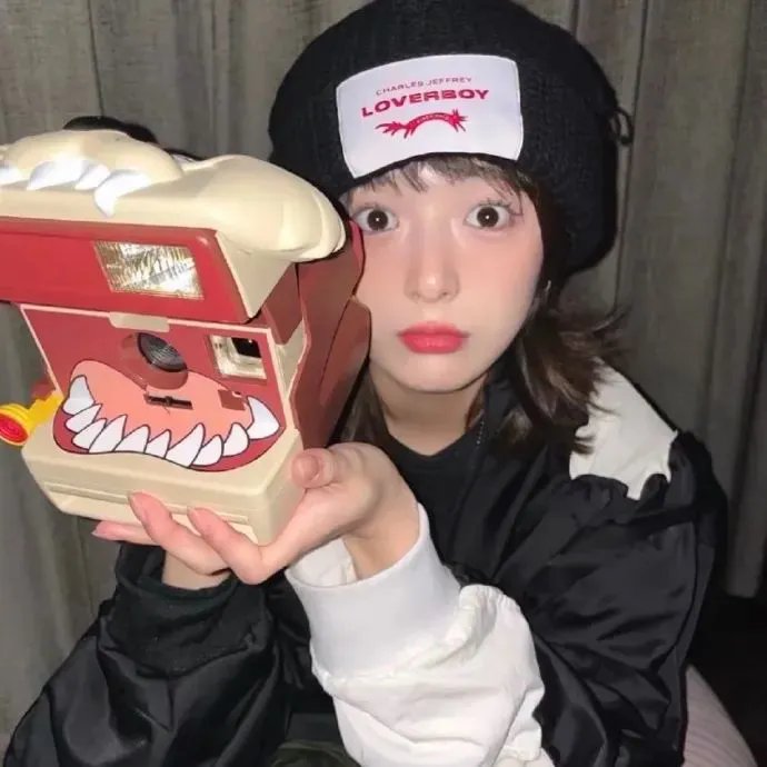 大姐头与小屁孩